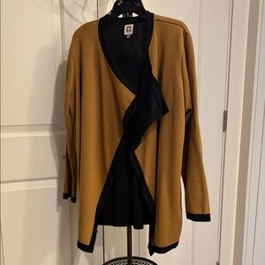 Anne Klein Camel and Black Open Cardigan